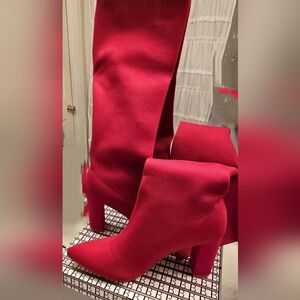 Newbella. Chic, gorgeous Red Knee High Stretch Heeled Boots. 9.